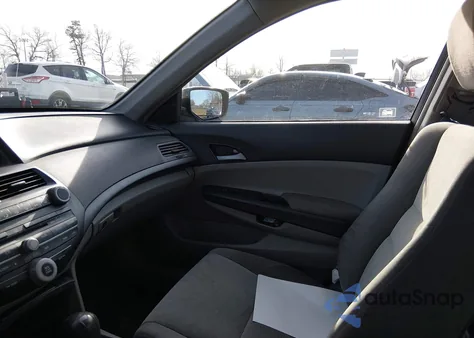 2009 Honda Accord 2.4 Lx from USA, damaged, VIN 1HGCP26329A078651